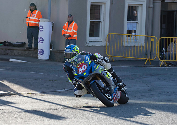SupS 50 Mike Norbury UK Suzuki prac 1 27MAY24