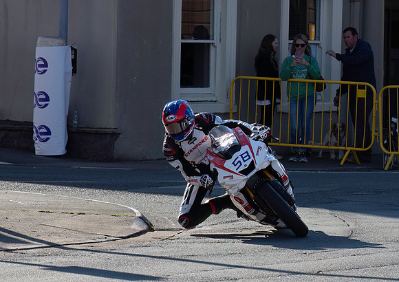 SPT 58 Jorge Halliday 3 IOM Yamaha prac 1 27MAY24